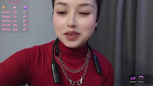 Snapshot of Lucky-xiuxiu chatting on 02/15/26, 01:43 Lucky-xiuxiu online show from 02/15/26, 01:43