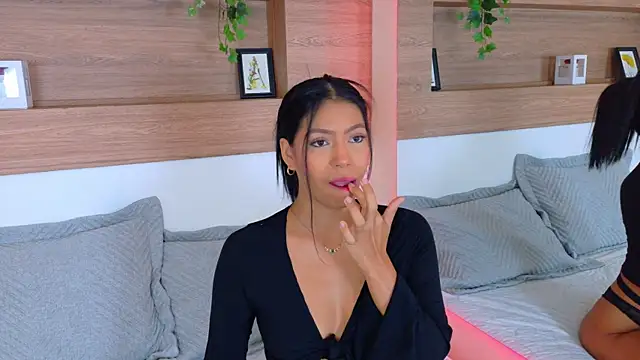 AbieHills online show from 06/12/26, 12:25