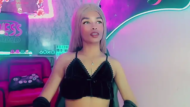 Gisele fox online show from 02/26/25, 07:32