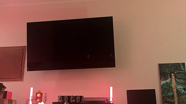 Snapshot of HotGermanGirl97 chatting on 01/19/25, 03:39 HotGermanGirl97 online show from 01/19/25, 03:39