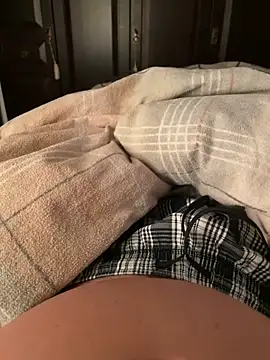 gamdschie49 online show from 11/28/25, 07:58