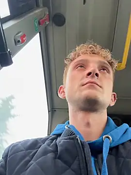 Snapshot of verici34 chatting on 10/22/25, 06:46 verici34 online show from 10/22/25, 06:46