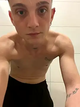 Snapshot of verici34 chatting on 11/30/25, 03:02 verici34 online show from 11/30/25, 03:02