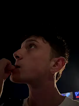 Snapshot of verici34 chatting on 10/05/25, 04:53 verici34 online show from 10/05/25, 04:53