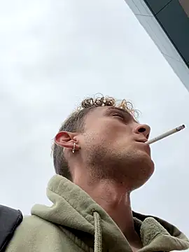 Snapshot of verici34 chatting on 11/29/25, 08:14 verici34 online show from 11/29/25, 08:14