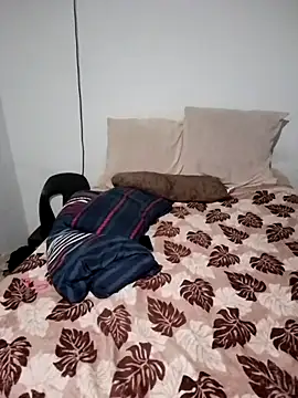 KMbesxxx online show from 03/12/25, 08:09