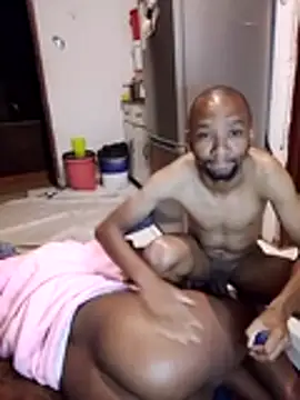 KMbesxxx online show from 11/06/25, 08:57