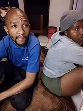 KMbesxxx online show from 11/28/25, 07:47