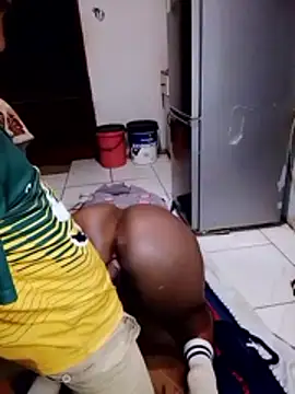 KMbesxxx online show from 11/16/25, 08:46