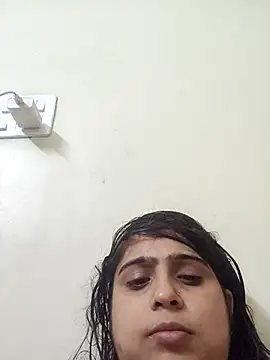 shreya1765 online show from 11/22/25, 06:34