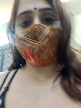 shreya1765 online show from 12/16/25, 03:44