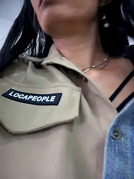 BELLA--26 online show from 12/01/25, 01:34