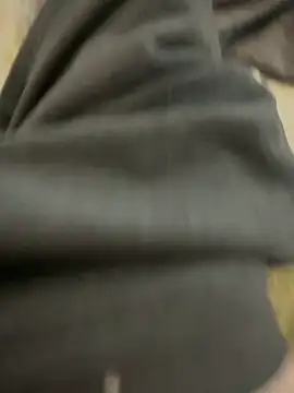 Snapshot of dragos211 chatting on 10/13/25, 01:45 dragos211 online show from 10/13/25, 01:45