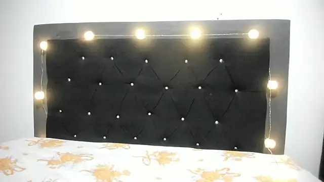 violetadumsper online show from 04/13/26, 04:16