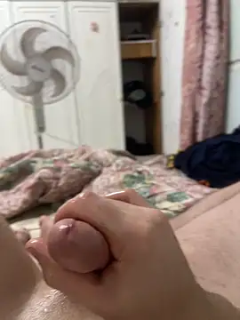 Snapshot of salahjode4325 chatting on 10/14/25, 05:35 salahjode4325 online show from 10/14/25, 05:35