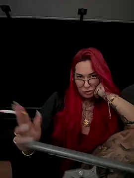 Mia-Fuchs online show from 09/19/25, 02:59