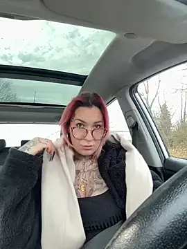 Mia-Fuchs online show from 03/10/25, 08:17