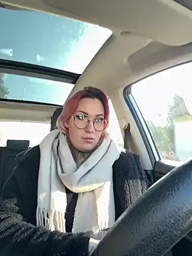 Mia-Fuchs online show from 03/05/25, 08:43