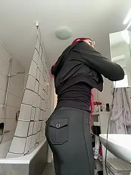 Mia-Fuchs online show from 01/08/26, 02:23