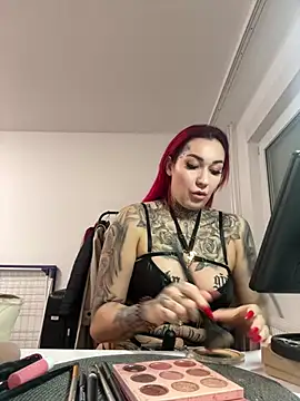 Mia-Fuchs online show from 01/13/26, 01:42