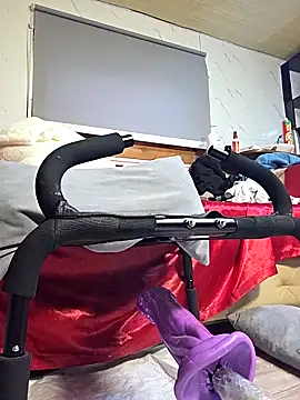 zasmin3 online show from 10/24/25, 11:37