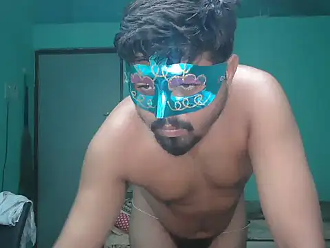 Snapshot of Desi_Heat chatting on 05/20/26, 04:04 Desi Heat online show from 05/20/26, 04:04