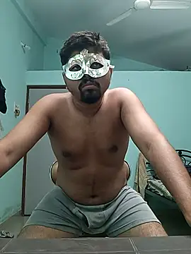 Desi Heat online show from 03/05/25, 04:13