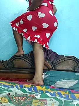  MilkyBar online show from 09/18/25, 05:49