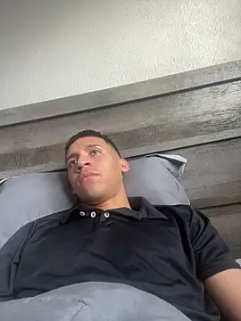 leisurelycriminal online show from 12/18/25, 06:01