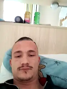 frankthefuck69 online show from 11/02/25, 02:44