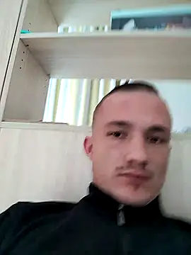 Snapshot of frankthefuck69 chatting on 10/16/25, 10:56 frankthefuck69 online show from 10/16/25, 10:56