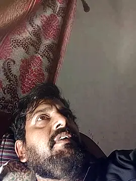 Snapshot of MAGNETICDADDY8 chatting on 12/14/25, 02:18 MAGNETICDADDY8 online show from 12/14/25, 02:18