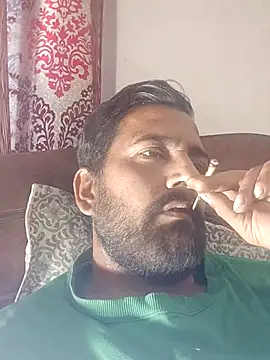 Snapshot of MAGNETICDADDY8 chatting on 12/01/25, 02:56 MAGNETICDADDY8 online show from 12/01/25, 02:56