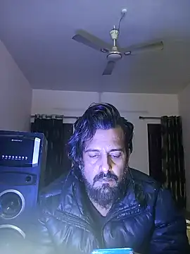 Snapshot of MAGNETICDADDY8 chatting on 01/06/25, 02:04 MAGNETICDADDY8 online show from 01/06/25, 02:04