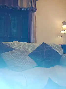 Snapshot of MAGNETICDADDY8 chatting on 11/01/25, 03:39 MAGNETICDADDY8 online show from 11/01/25, 03:39