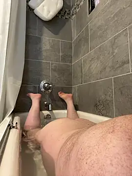 Snapshot of Ucsamiam chatting on 09/10/25, 04:55 Ucsamiam online show from 09/10/25, 04:55