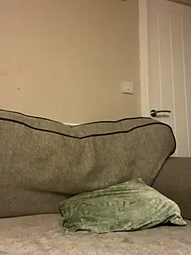 dixie leigh online show from 10/09/25, 08:09