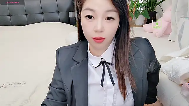 Snapshot of Mi--Manchi chatting on 03/06/26, 01:33 Mi--Manchi online show from 03/06/26, 01:33