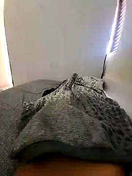 manterei2 online show from 03/04/25, 09:40