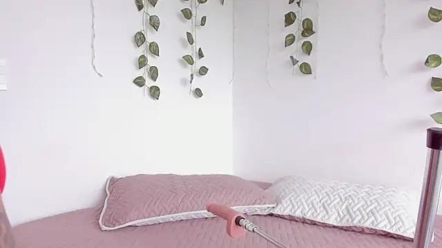 Laurensmith9 online show from 06/25/26, 04:12