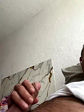 VDorseJHill6 online show from 09/26/25, 02:57