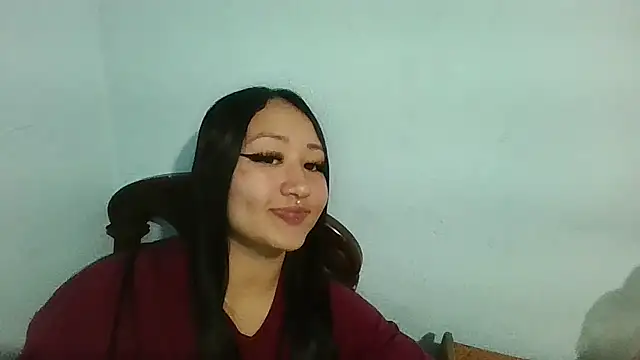 Snapshot of boobsTaylor chatting on 02/21/25, 04:29 boobsTaylor online show from 02/21/25, 04:29