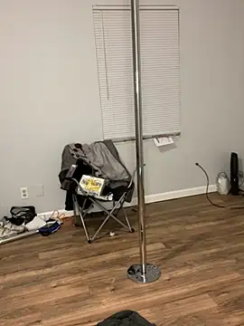 Yoshibaby2670 online show from 02/21/25, 12:16