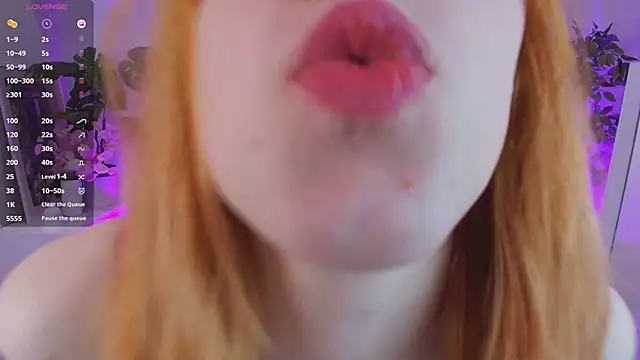 Snapshot of Mikka_Blush chatting on 02/28/25, 04:10 Mikka Blush online show from 02/28/25, 04:10