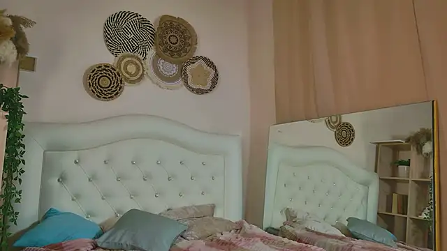 Mikka Blush online show from 03/02/26, 10:38