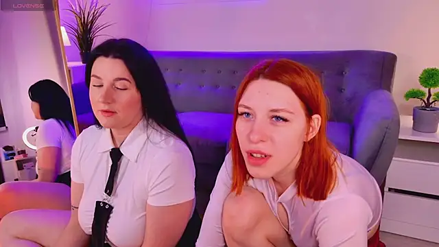 Mikka Blush online show from 11/28/25, 11:38