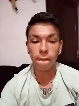 chispahot69  online show from 01/04/25, 10:05