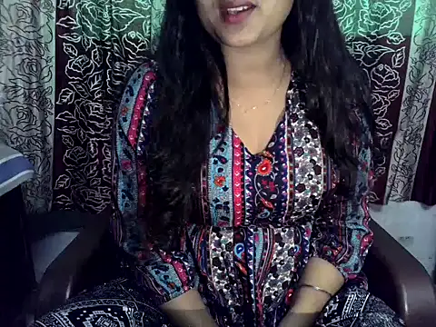 SIYA MAVI online show from 03/08/26, 04:27