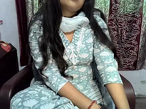 SIYA MAVI online show from 03/15/26, 04:52