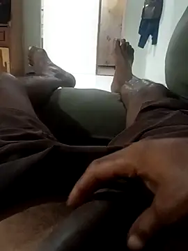 rodrig2107 online show from 03/19/26, 12:05